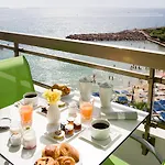 Ξενοδοχείο Pullman Cannes 4*