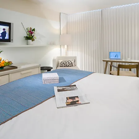 Pullman Cannes 4* מאנדליה-לה-נאפול