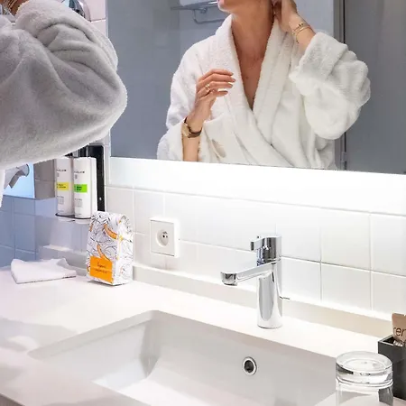 Pullman Cannes Мандельё-ла-Напуль