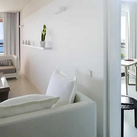 Pullman Cannes 4*