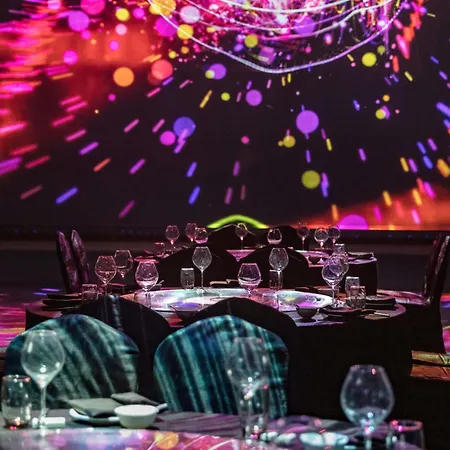 Pullman Cannes 4*