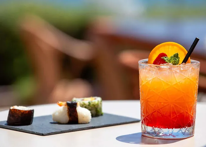 Pullman Cannes 4* Мандельё-ла-Напуль