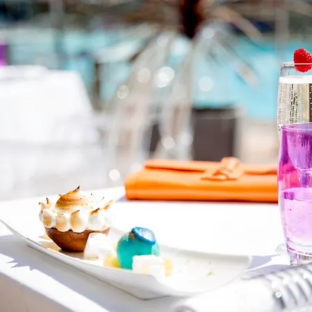 Pullman Cannes 4*