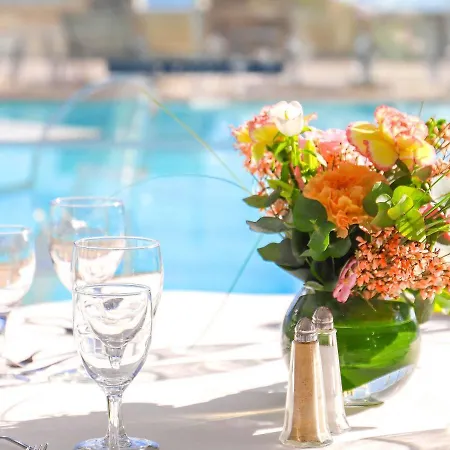 Pullman Cannes Hotel 4*