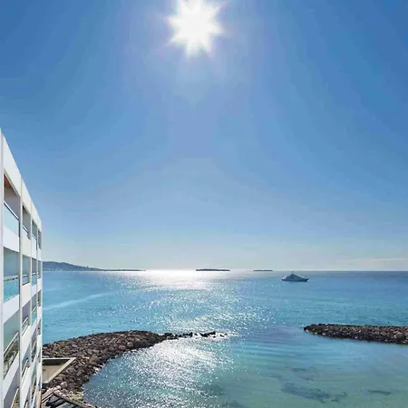 Отель Pullman Cannes 4*