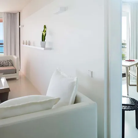 Pullman Cannes فندق 4*